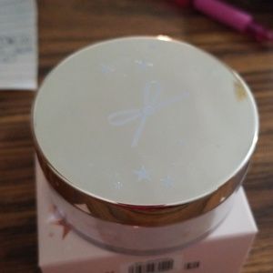 Ciate London extraordinary translucent powder